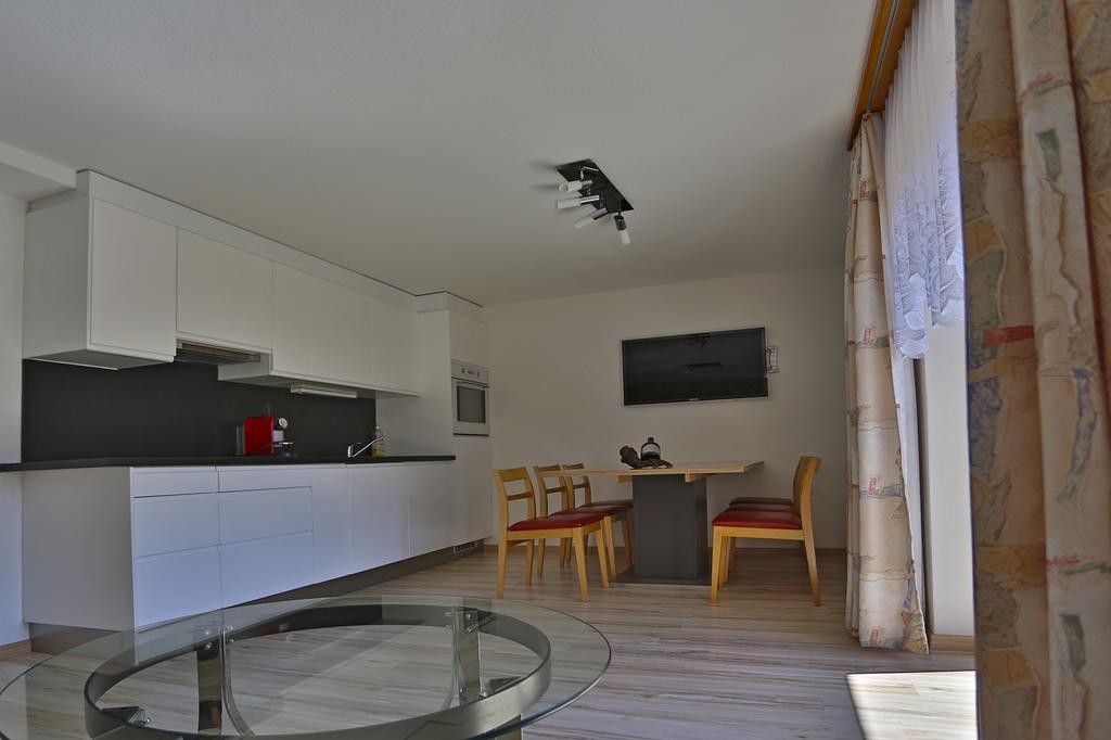 Hotel Eden Грехен Екстер'єр фото